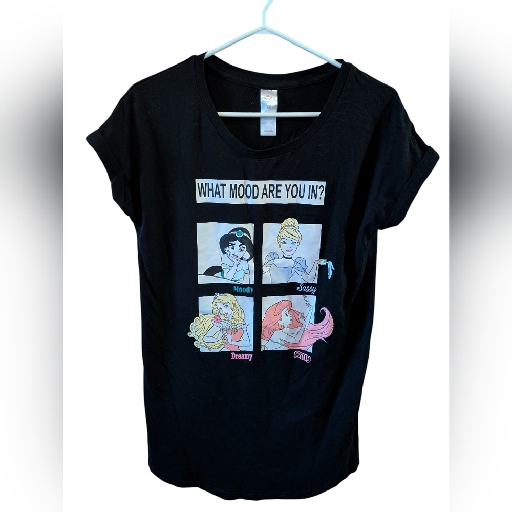 2/22$ Disney Princess Black Long T-Shirt